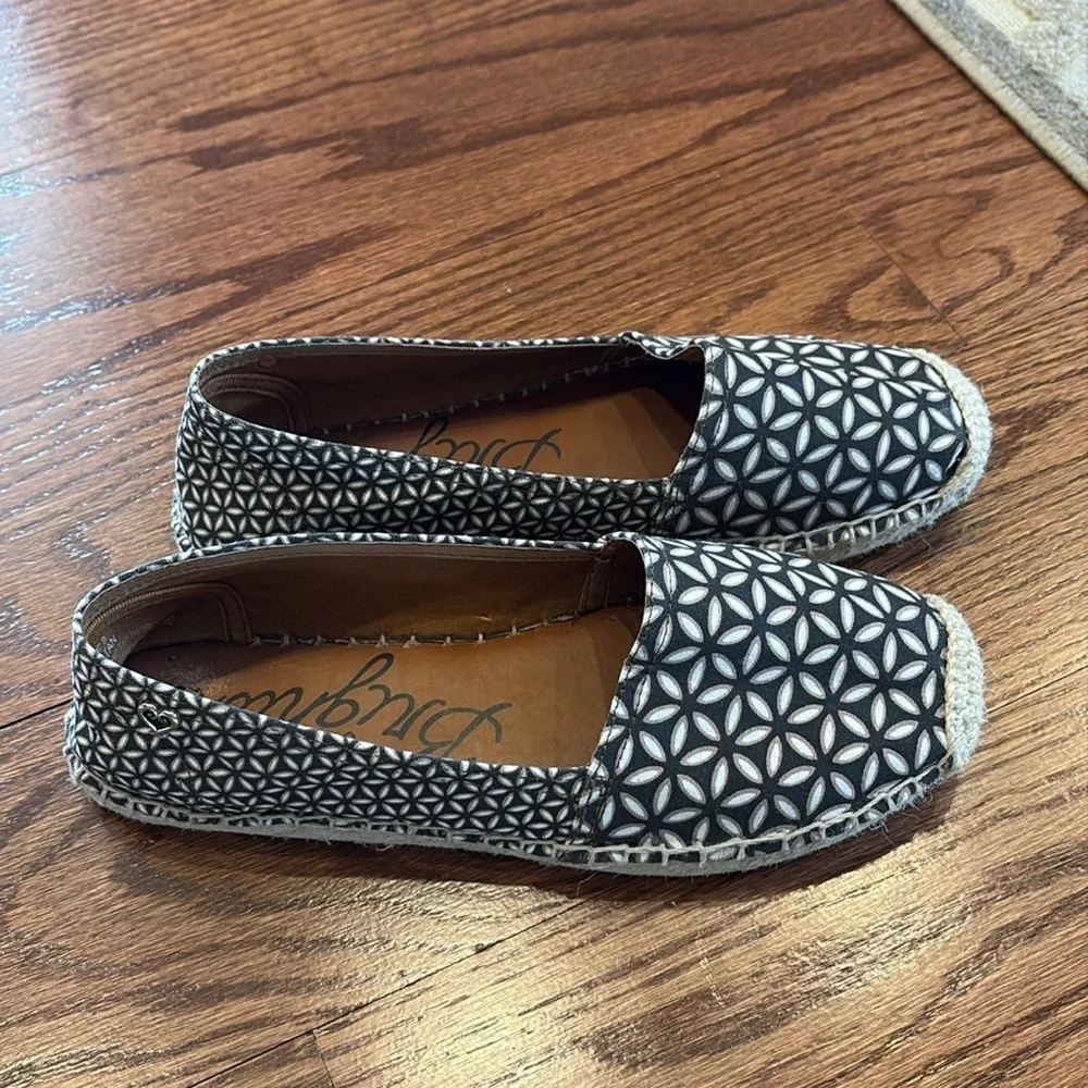 Brighton Black tan Rattan canvas Espadrilles fabric upper leather insole slip on